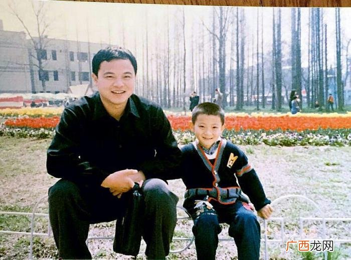 黄子韬家产，黄子韬继承母亲美貌更有家产200亿