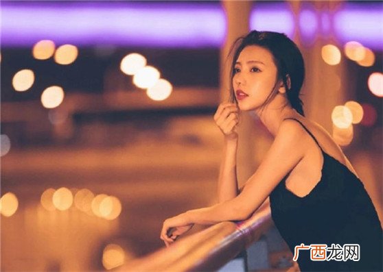 约女生她说到时候再说,该怎么办?
