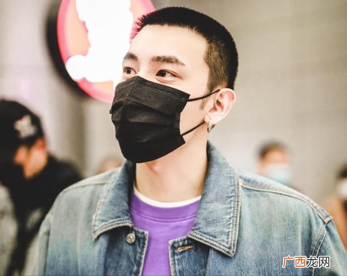 男生碎盖头发型图片正面，2021男生流行6款发型