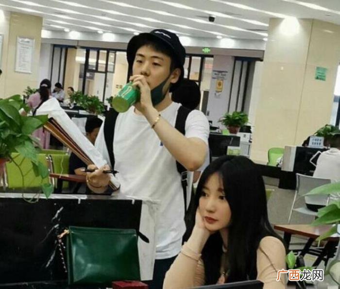 柳岩被排挤,柳岩被娱乐圈排挤沦落到上直播带货