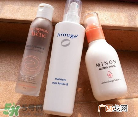 arouge化妆水和minon化妆水哪个好?