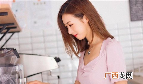 怎么约女生出来吃饭比较自然?
