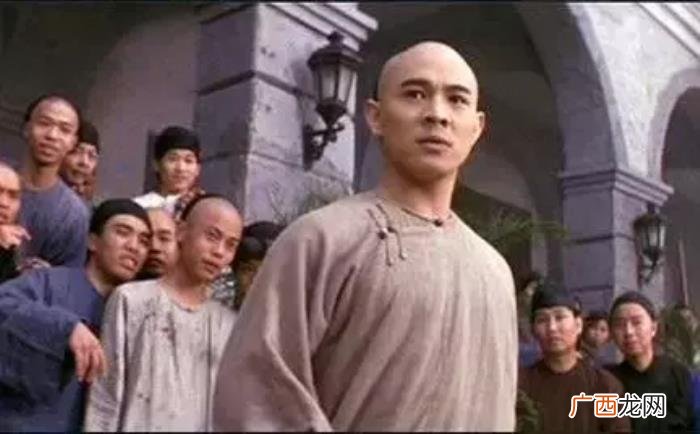 李连杰好老，才55岁的李连杰竟然老成了80岁的样子