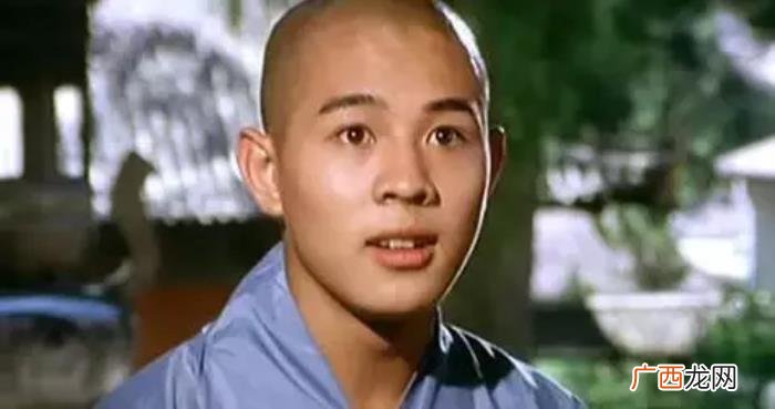 李连杰好老，才55岁的李连杰竟然老成了80岁的样子
