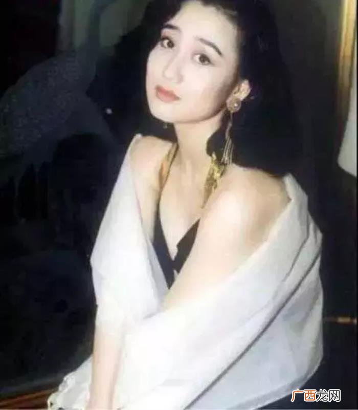 李连杰好老，才55岁的李连杰竟然老成了80岁的样子