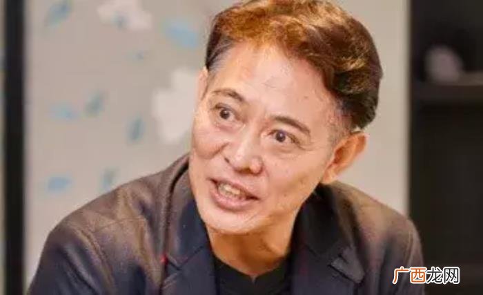 李连杰好老，才55岁的李连杰竟然老成了80岁的样子