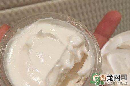 欧缇丽白藜芦醇晚霜怎么用_使用方法