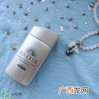 兰蔻小白管和安耐晒小银瓶哪个好?