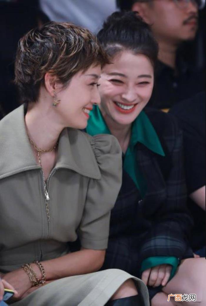 梅婷马伊琍，当43岁的马伊琍和44岁的梅婷同框