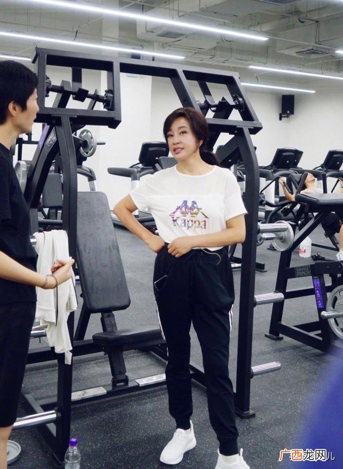 刘晓庆姜文,64岁刘晓庆大赞昔日恋人姜文是天才