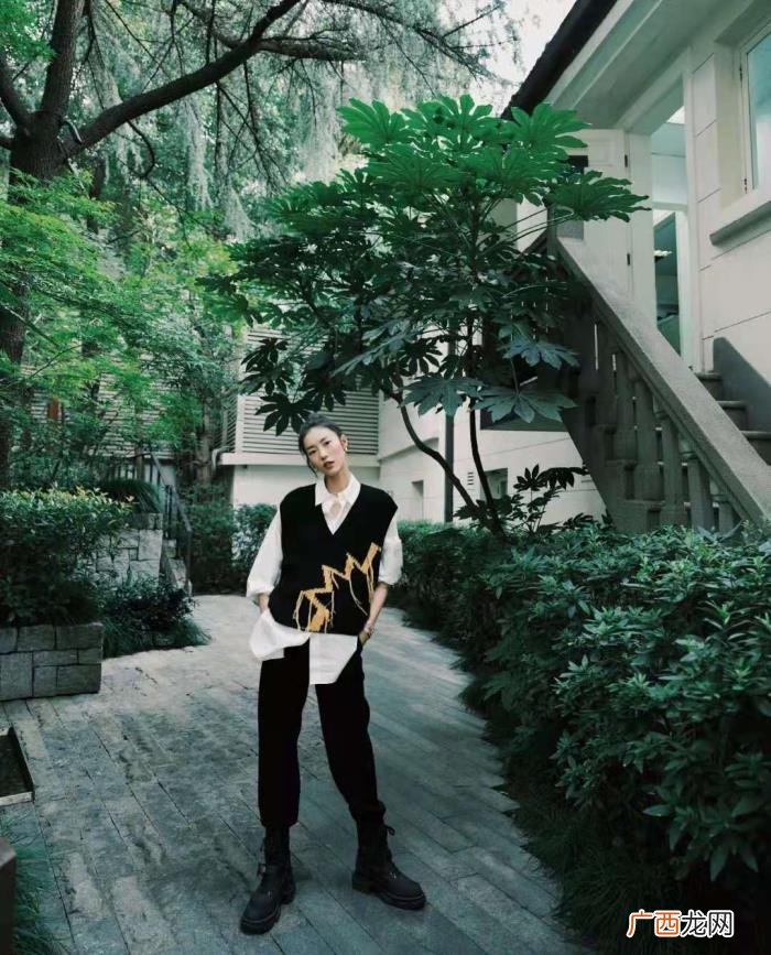 标准腿长对照表，女性150-175cm标准体重对照表