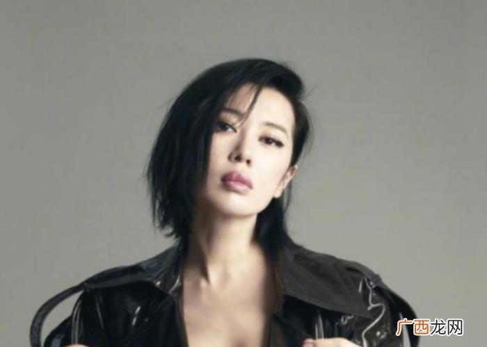 嘴唇厚的男人，这个厚嘴唇的女人性感到了骨子里