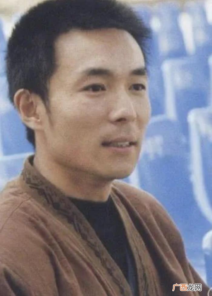 嘴唇厚的男人，这个厚嘴唇的女人性感到了骨子里