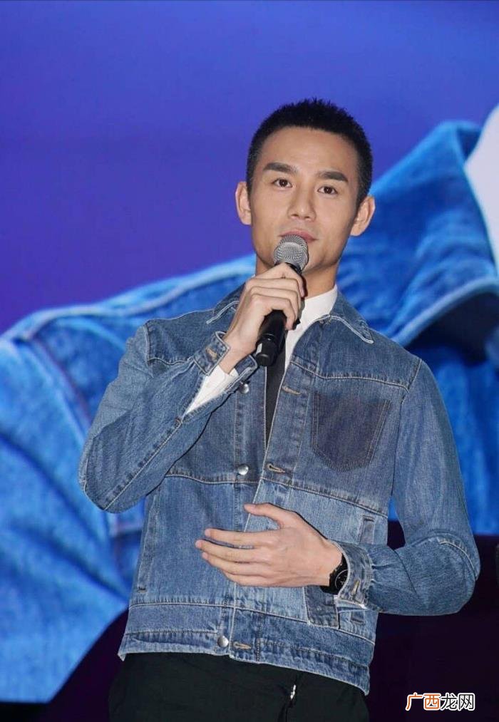杨洋的腿毛，杨洋杜珺帅裂屏幕易烊千玺居然被腿毛抢镜