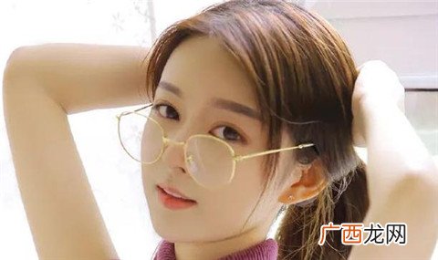 约会的时候怎么亲到女生？