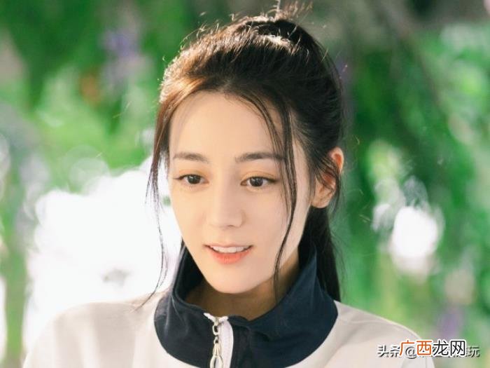 赵丽颖杨洋，杨洋热巴赵丽颖演高中生却大获好评