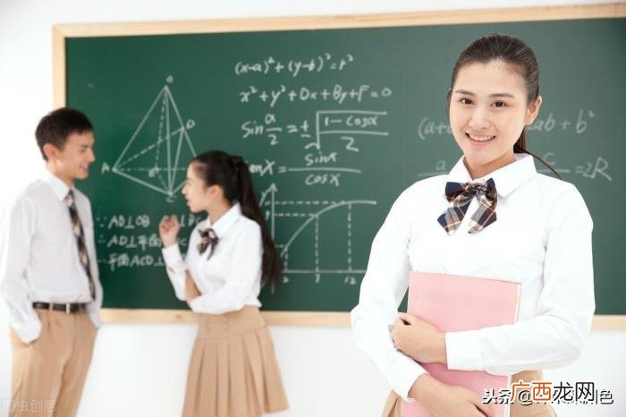 怎么夸老师才能让老师感到舒服 夸老师的句子