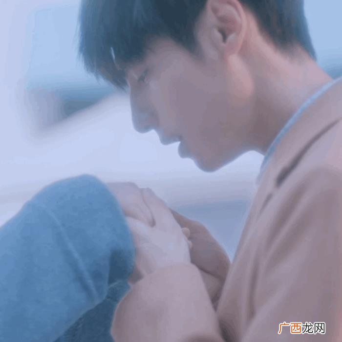 罗云熙粉丝，罗云熙品牌采访称粉丝是最胖的毫无求生欲