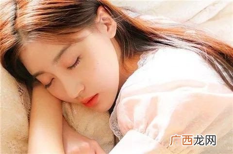 约女生被拒绝怎么回复才能化解尴尬?