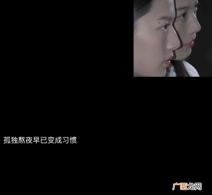 适合深夜发布的清醒自嘲句 伤感失望自嘲句子