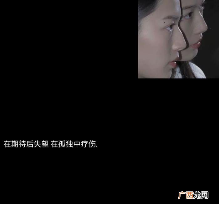 适合深夜发布的清醒自嘲句 伤感失望自嘲句子