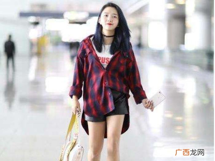 张靓颖火吗，最火四大超女李宇春周笔畅张靓颖何洁衣品比拼