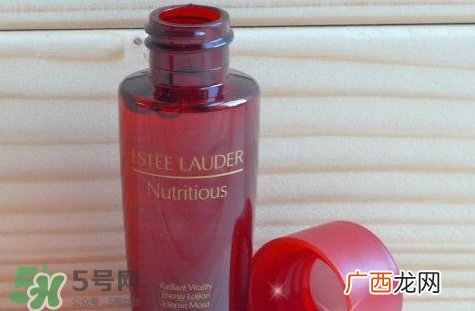 雅诗兰黛红石榴水新旧版区别_对比图