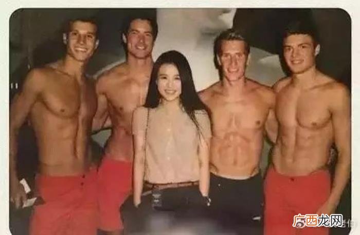 马思纯像谁，马思纯的高糊旧照也太像蒋雯丽了吧