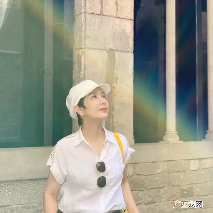 马思纯像谁，马思纯的高糊旧照也太像蒋雯丽了吧