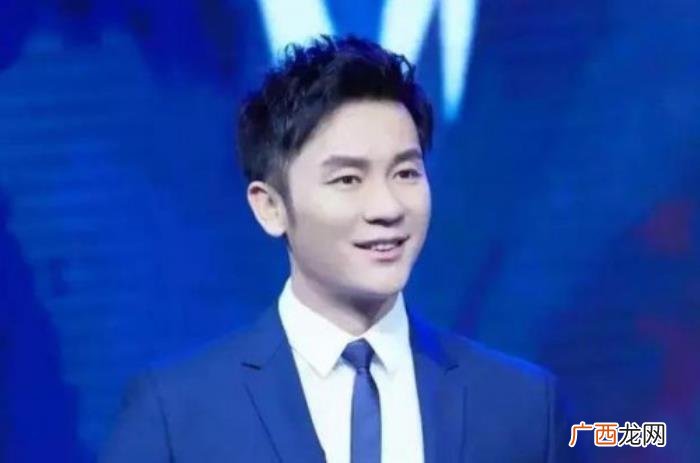 彭于晏素颜，看看彭于晏、吴亦凡素颜对比照就知道