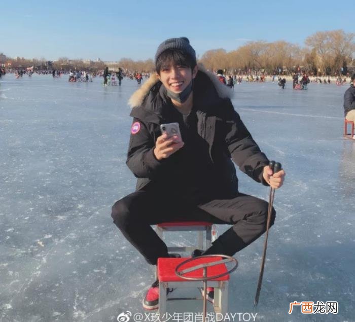 肖战有多少，文艺青年肖战到底从事了多少份职业