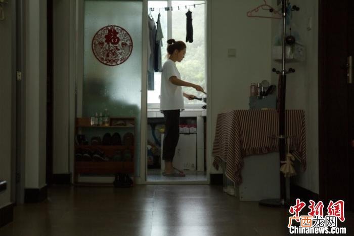 她放弃北京工作随他守边疆 原以为可以放弃