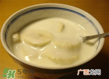 香蕉面膜能祛红血丝吗?香蕉面膜可以治过敏吗?