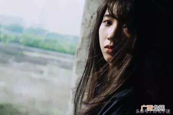 女生伤感悲伤的说说短语 伤感个性签名女生