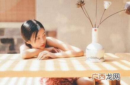 女生有男朋友了还撩别人,该怎么拒绝她?