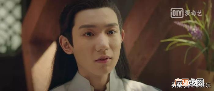 王源感情观，为什么王源的感情戏看起来像小学生早恋
