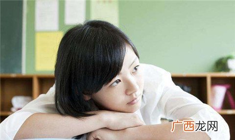约女生出去她没同意也没拒绝，该怎么办？