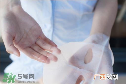 百雀羚三生花面膜怎么用？百雀羚三生花面膜用完要洗吗？