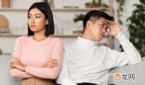 女方想离婚男方不愿意该怎么做？了解想离婚原因