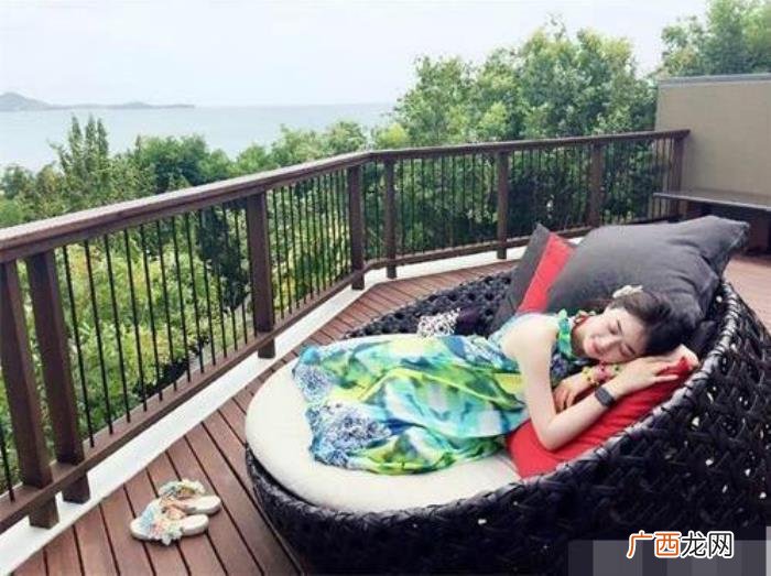 蒋欣家豪宅，华妃娘娘蒋欣晒自拍曝光三千万豪宅内景
