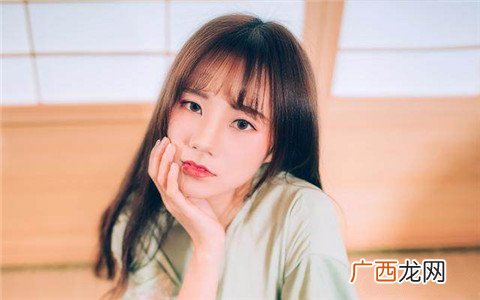 怎么把网上认识的女孩约出来？