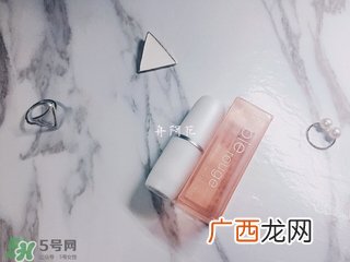 espie rouge唇膏多少钱？ES芦荟维他命E润唇膏价格