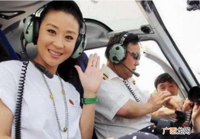 苗圃龙凤胎,绯闻前任苗圃龙凤胎儿女已能打酱油