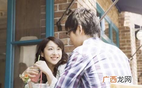 约女孩吃饭她说不用了谢谢是什么意思？