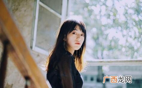 女朋友太强势说话伤人，应该怎么办？