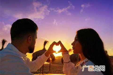异地网恋多久见面合适呢？过早过晚都不太好