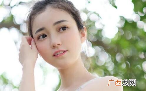 相亲女生约会从来不花钱，我还要继续吗？