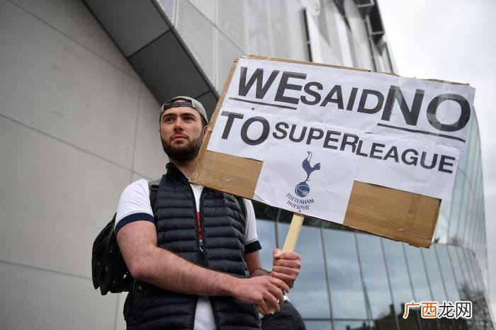 郭艾伦微博再怼网友 青青谁笑微博
