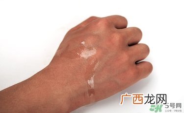 hawaiian tropic夏威夷美黑油黑鬼油怎么用？