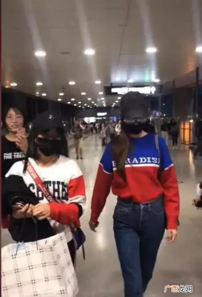 唐嫣张嘉倪，张嘉倪、高圆圆、关晓彤、唐嫣近照穿搭合集